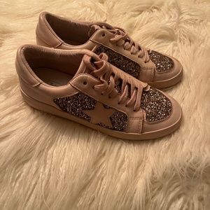 Fashion sneakers